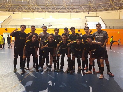 Tim UKM Futsal B keluar sebagai juara pertama kejuaraan Psycompetition Dekan Psikologi se Riau berakhir Sabtu sore (7/4) di Indor Volly Kampus UIR Pekanbaru.