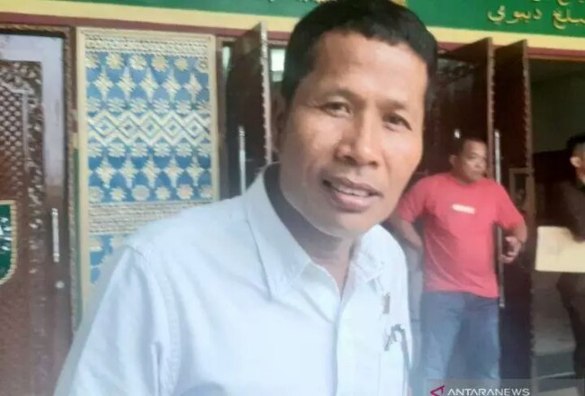 Ketua DPRD Riau Indra Gunawan Eet.