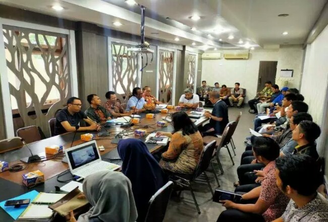 Dinas Komunikasi Informatikan dan Statistik (Diskominfotik) Provinsi Riau gelar manajemen bandwidth.