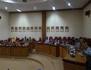 Suasana kunjungan Dinas Ombudsman RI Perwakilan Riau terkait Honorer K2.