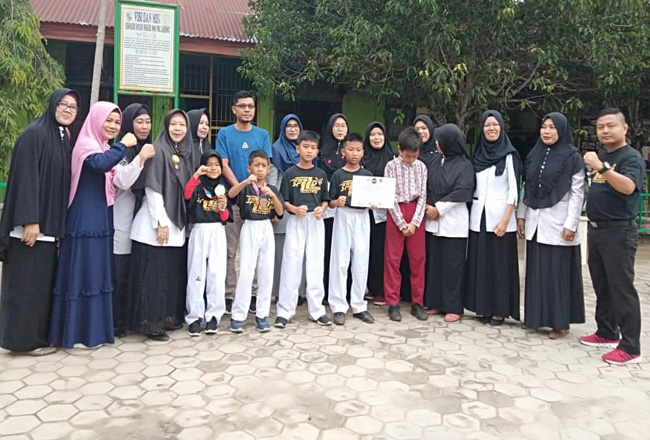 Tiga atlet taekwondo SDN 006 Pangkalankerinci raih prestasi di kejuaraan Piala Kejati Andalan Riau Open se-Sumatera