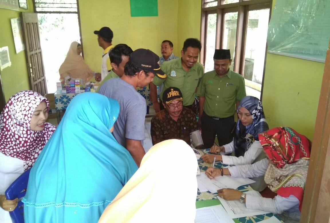  Suasana program CD RAPP Pengobatan Massal yang dilaksanakan kecamatan Kerinci Kanan, Desa Simpang Perak