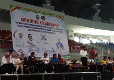 Wagubri Edy Natar Nasution membuka pertandingan olahraga memeriahan Harhubnas.