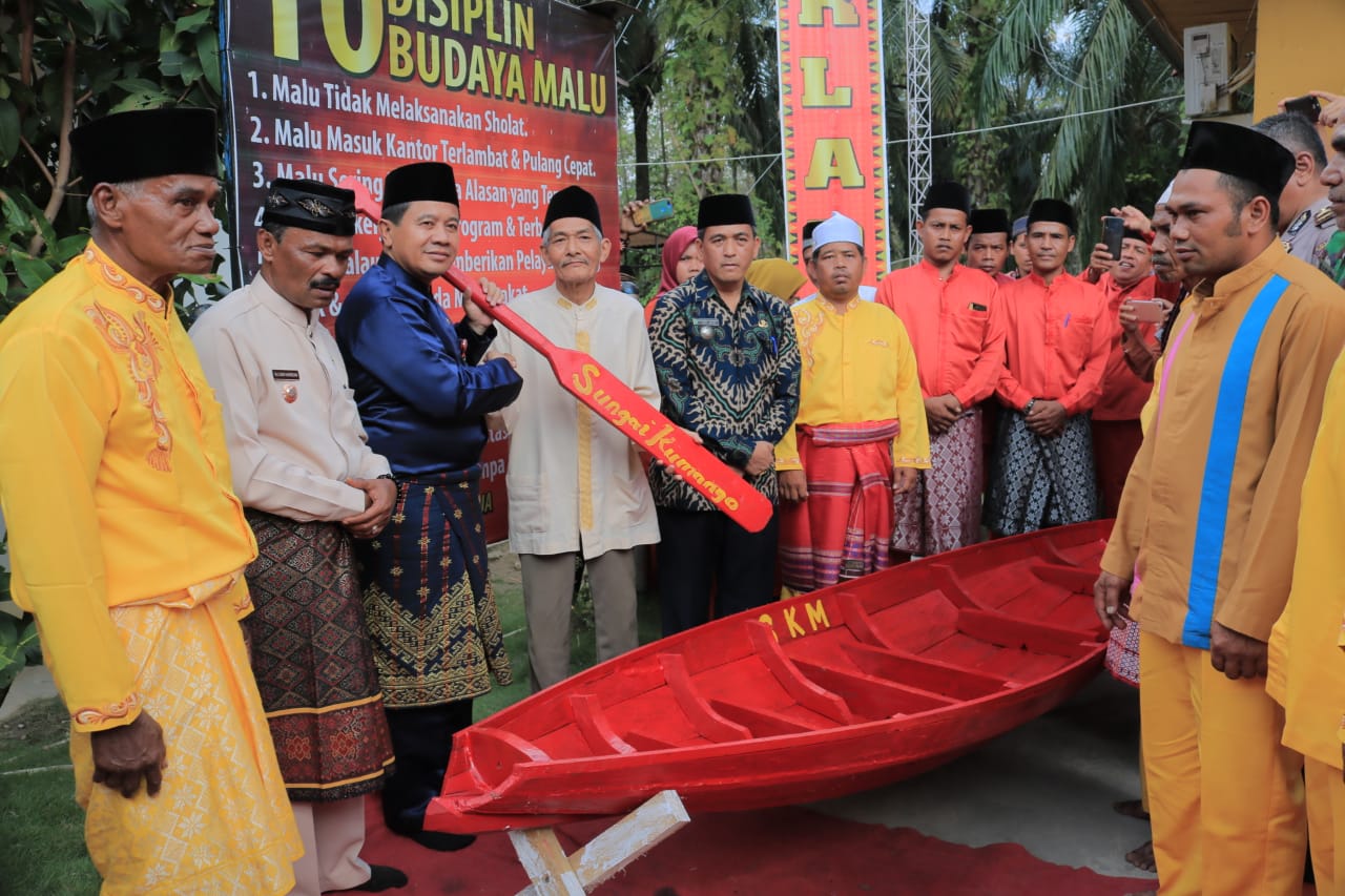 Sekda Rohul H.Abdul Haris, menghadiri puncak peringatan Harla Desa Sungai Komango Kecamatan Tambusai ke-43.