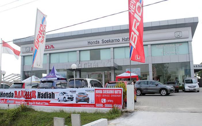 Showroom Honda Soekarno Hatta Pekanbaru.(foto: int)