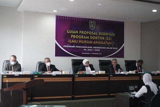 Seminar proposal disertasi, para mahasiswa doktor ilmu hukum UIR 