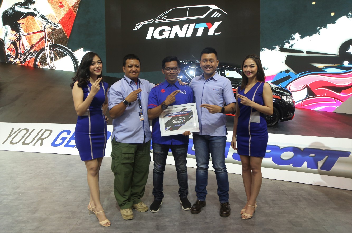 IGNITY, Indonesia Ignis Community, dibentuk pada 1 Juni 2017 setelah awalnya digagas pada Facebook dan forum Kaskus tepat setelah peluncuran Ignis di ajang Indonesia International Motor Show 2017. 