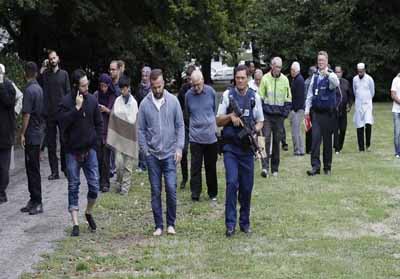 Suasana lokasi usai penembakan di salah satu masjid di Christchurch, Selandia Baru, pada Jumat (15/3) siang. Foto : Detik