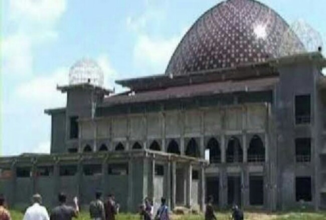 Gedung Islamic Center Tembilahan.