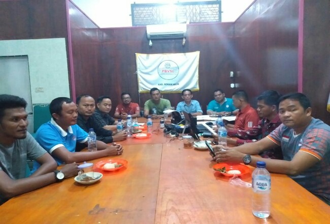 Musyawarah Kabupaten Luar Biasa (Muskablub) PBVSI Rohil, Selasa (24/12/2019) kemarin, di Aula Rapat Kantor KONI, Jalan perniagaan Rohil.