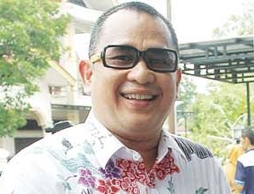 Ketua PWI Riau H Zulmansyah Sekedang