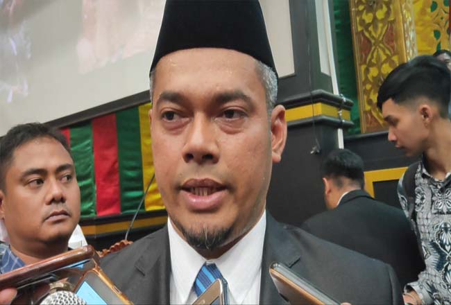 Ketua DPRD Pekanbaru Hamdani.