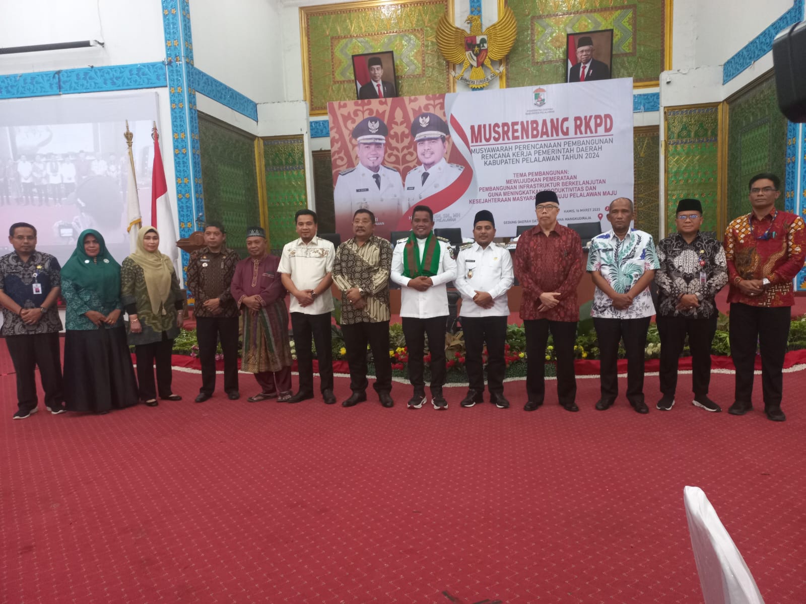 Bupati Pelalawan, Zukri Misran dan Ketua DPRD Pelalawan, Baharuddin dalam Musrenbang RKPD Pelalawan 2024.(foto: andi/halloriau.com)