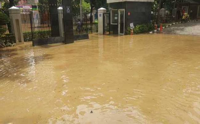 Rumah Tahanan (Rutan) Komisi Pemberantasan Korupsi (KPK), di Gedung Pusat Pendidikan Antikorupsi KPK, C-1, Kuningan, Jakarta, sempat dilanda banjir.