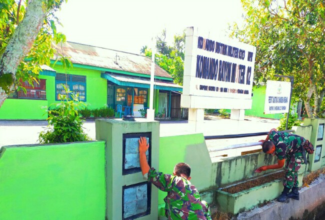 Tampilan warna baru pagar kantor Koramil 02/Rambah, menambah indah dan rapi. 