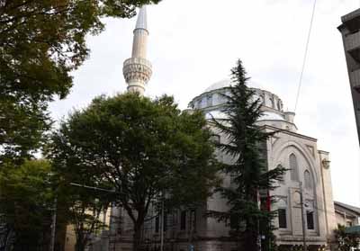 Masjid Tokyo Camii milik keluarga Reino Barack