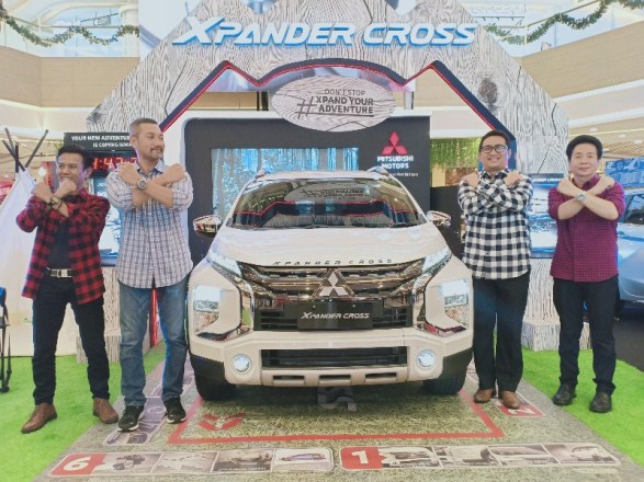 Launching Xpander Cross di Living World Pekanbaru