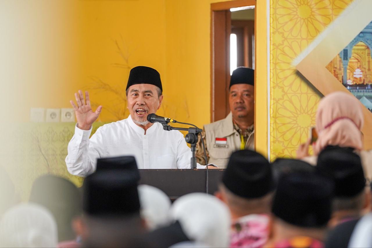 Gubri Syamsuar di acara pelepasan calon jemaah haji di asrama Embarkasi Haji Antara (EHA) Riau, Rabu (24/5/2023).