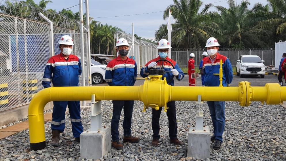 Pertagas melakukan ujicoba penyaluran gas perdana ke salah satu konsumen industri di Kuala Tanjung, PT Domas Agrointi Prima