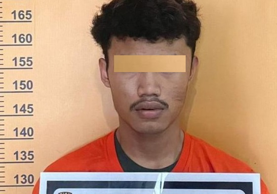 Rahmat Hidayat (19), pelaku pembunuhan terhadap Putra Nasution (23) di Pekanbaru