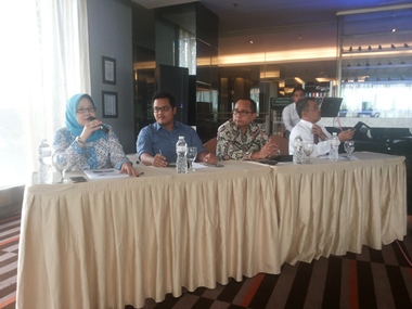Diskusi "Menggali Solusi untuk Memperkuat Pelayanan BPJS Kesehatan dan Ketenagakerjaan" di Pekanbaru, Selasa (10/5). Foto IST
