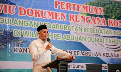 Walikota Dumai H. Paisal menyampaikan kata sambutan pada acara Kontijensi cegah KKM di Pelabuhan Dumai, Kamis (17/11/2022).(foto: bambang/halloriau.com)