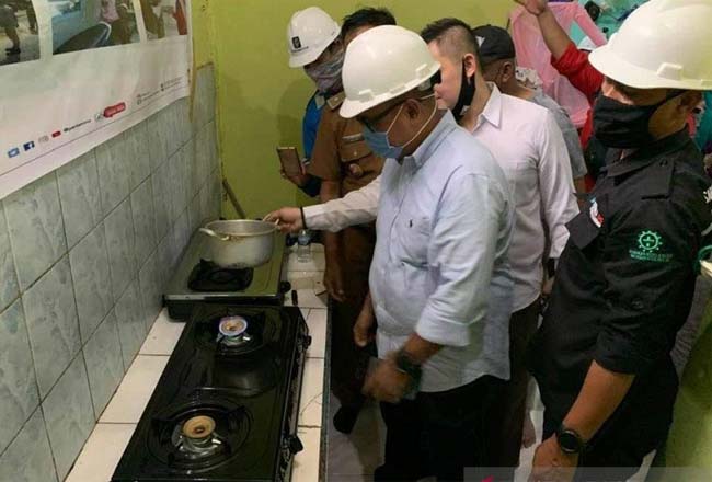 Jarga mulai aliri 5.077 warga Pekanbaru. Foto: Antara 