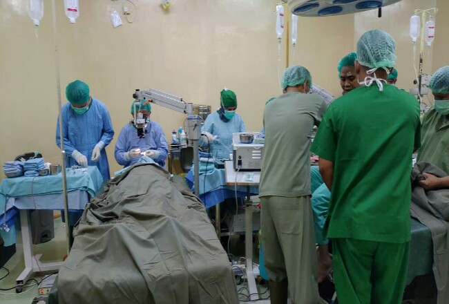 Operasi katarak gratis di RS Lancang Kuning.