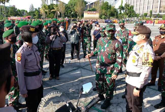 Pangdam usai pimpin Apel Kesiapsiagaan Karhutla di Riau.