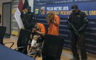 Polda Metro Jaya menetapkan dua orang tersangka dalam kasus pembunuhan berencana diserta mutilasi. Foto: CNNIndonesia