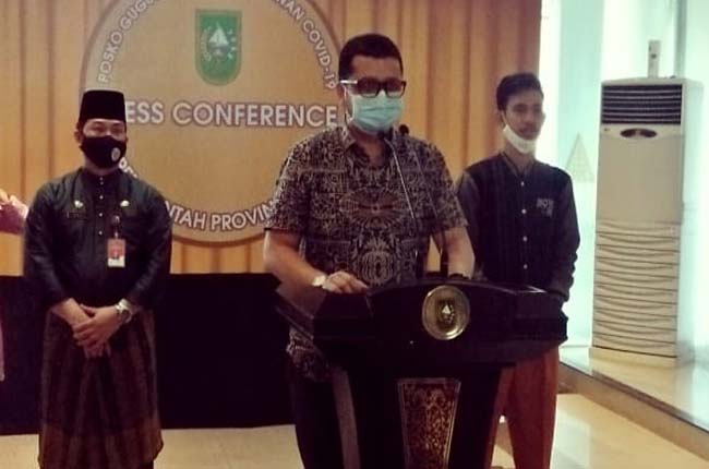 Juru Bicara (Jubir) Penanganan Covid-19 Riau, dr Indra Yovi 