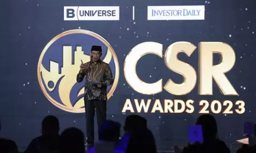 Menko PMK, Muhadjir Effendy memberikan sambutan saat acara CSR Awards 2023, Jakarta, Rabu (31/5/2023).(foto: int)