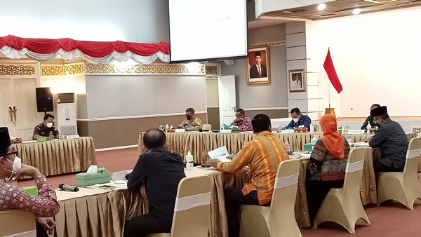 Wagubri, Edy Natar Nasution rapat bersama Forkopimda terkait pelaksanaan vaksinasi, Kamis (7/1/2021).
