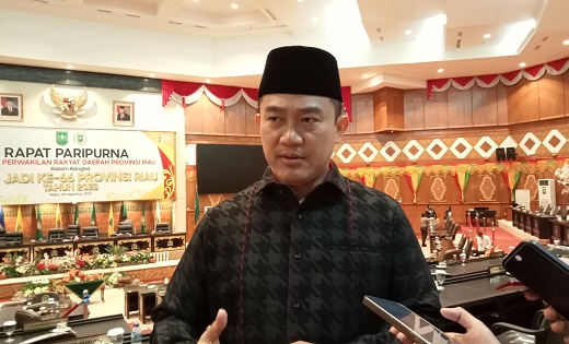 Wakil Ketua DPRD Riau, Hardianto (foto/int)
