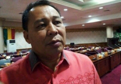 Ketua Komisi V DPRD Riau Aherson