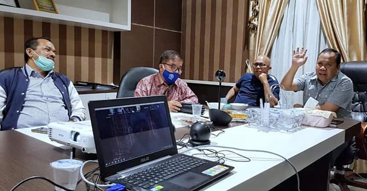 Dialog Menakar Kesiapan Pemilihan Serentak Lanjutan 2020 di Provinsi Riau melalui Video Conference yang ditaja oleh Ikatan Pelajar Riau Yogjakarta (IPRY), Selasa (30/6/2020) malam