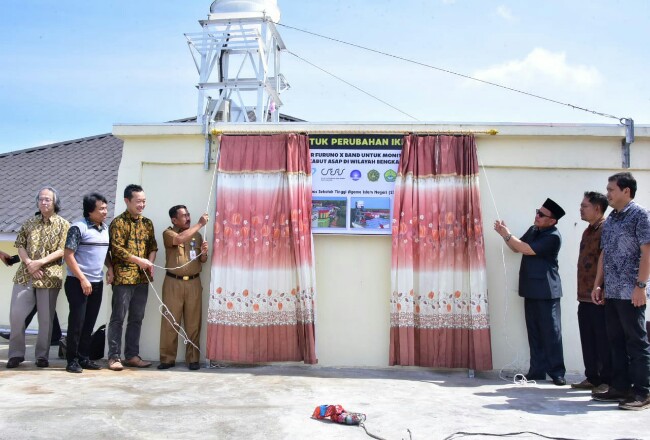 Tengku Zainuddin meresmian radar STAIN untuk perubahan iklim global.