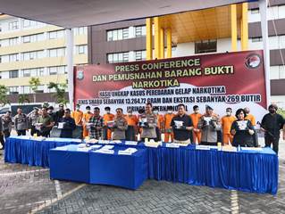 Pemusnahan barang bukti narkoba tersebut di Mapolda Riau (foto/bayu-halloriau)