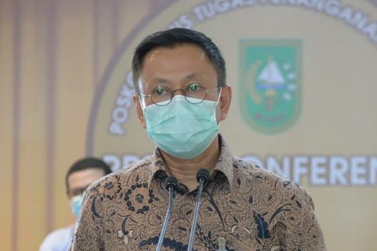 Kepala OJK Riau Yusri