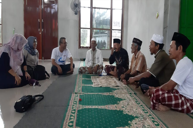 Kunjungan Tim Persatuan Wartawan Indonesia Riau Peduli dan Sahabat Pondok Ijo dalam rangka untuk meminta data ukuran karpet sajadah yang akan dibantu PWI Riau Peduli dan Sahabat Pondok Ijo dalam waktu dekat.