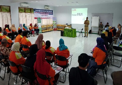 Pelatihan Mekanisme Pasar Modern, bertempat di Training Centre PT Arara Abadi di Bunut Desa Pinang Sebatang Barat Kecamatan Tualang Kabupaten Siak. 