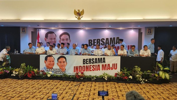 Pengumuman TKN Prabowo-Gibran.(foto: detik.com)