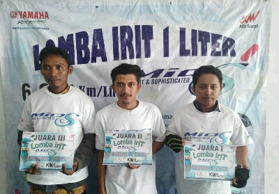 Para pemenang Lomba Irit Mio S Pekanbaru - Lipat Kain.
