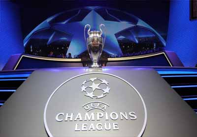  Ilustrasi Logo dan trofi Liga Champions.