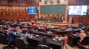 Badan Hukum BUMD Riau Diubah Jadi Perseroda (foto/rico)
