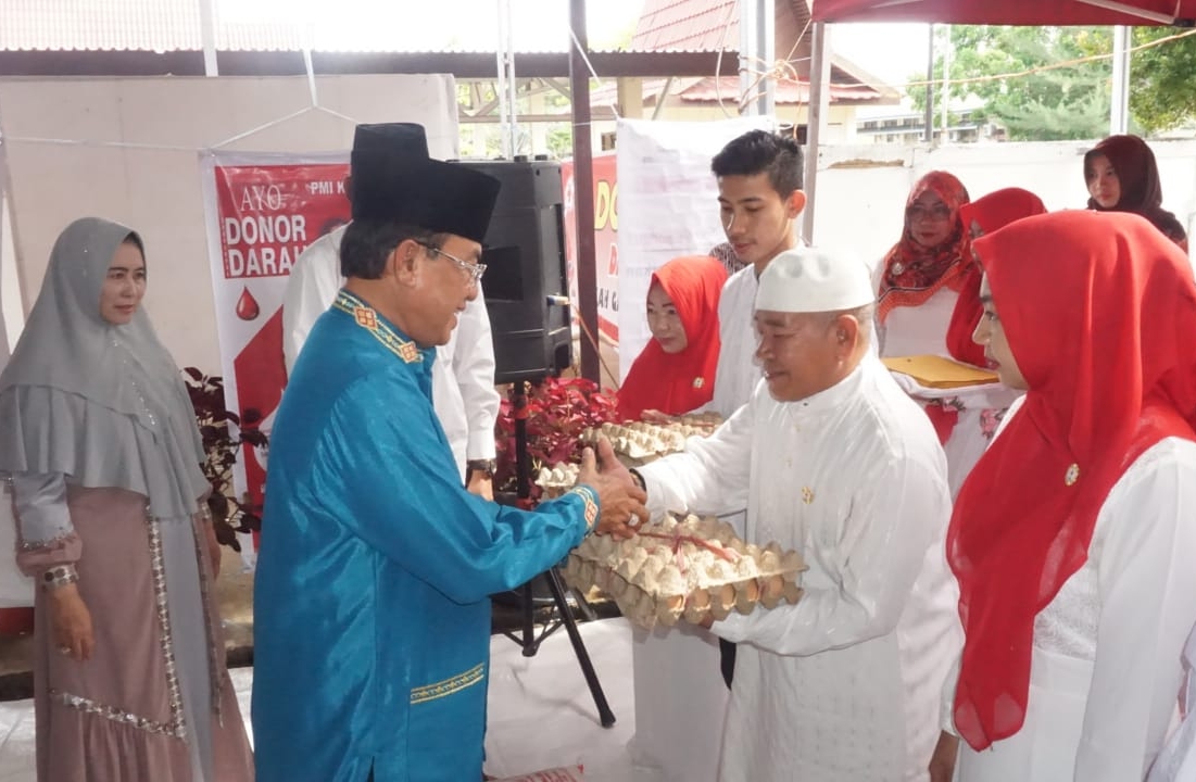Bupati Indragiri Hilir (Inhil) HM Wardan, bersilaturahmi dengan Pengurus Palang Merah Indonesia (PMI).