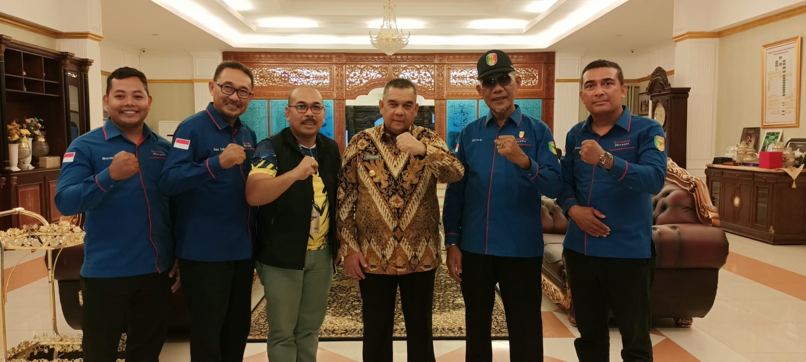 Permaskab Kepulauan Meranti silaturahmi ke Gubernur Riau Brigjen TNI (Purn) Edy Natar Nasution,