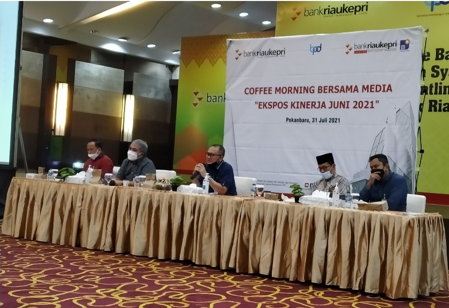 Ekspos Kinerja Juni 2021 Bank Riau Kepri di Menara Dang Merdu, Pekanbaru, Sabtu (31/7/2021).