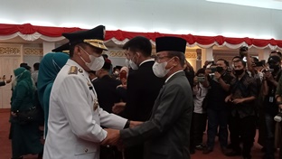 Pj Walikota Pekanbaru, Muflihun usai dilantik di Gedung Daerah Riau.