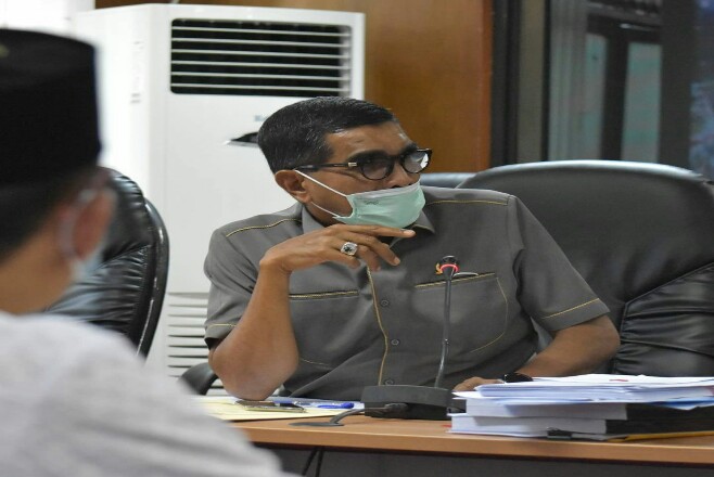 Ketua Komisi IV Parisman Ihwan mengikuti Rakor pembahasan KUA-PPAS APBD Riau 2021.